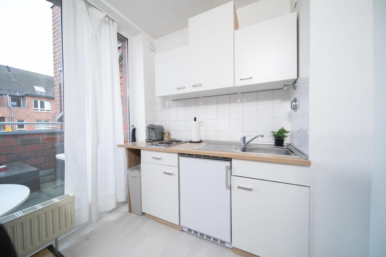Studio Shiny - Zentral Mit Balkon - Messe - Kueche นอยส์ ภายนอก รูปภาพ
