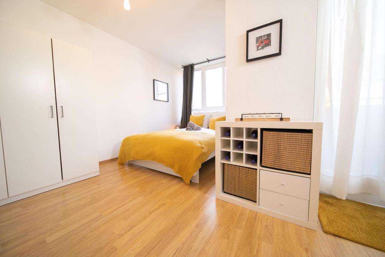 Studio Shiny - Zentral Mit Balkon - Messe - Kueche นอยส์ ภายนอก รูปภาพ