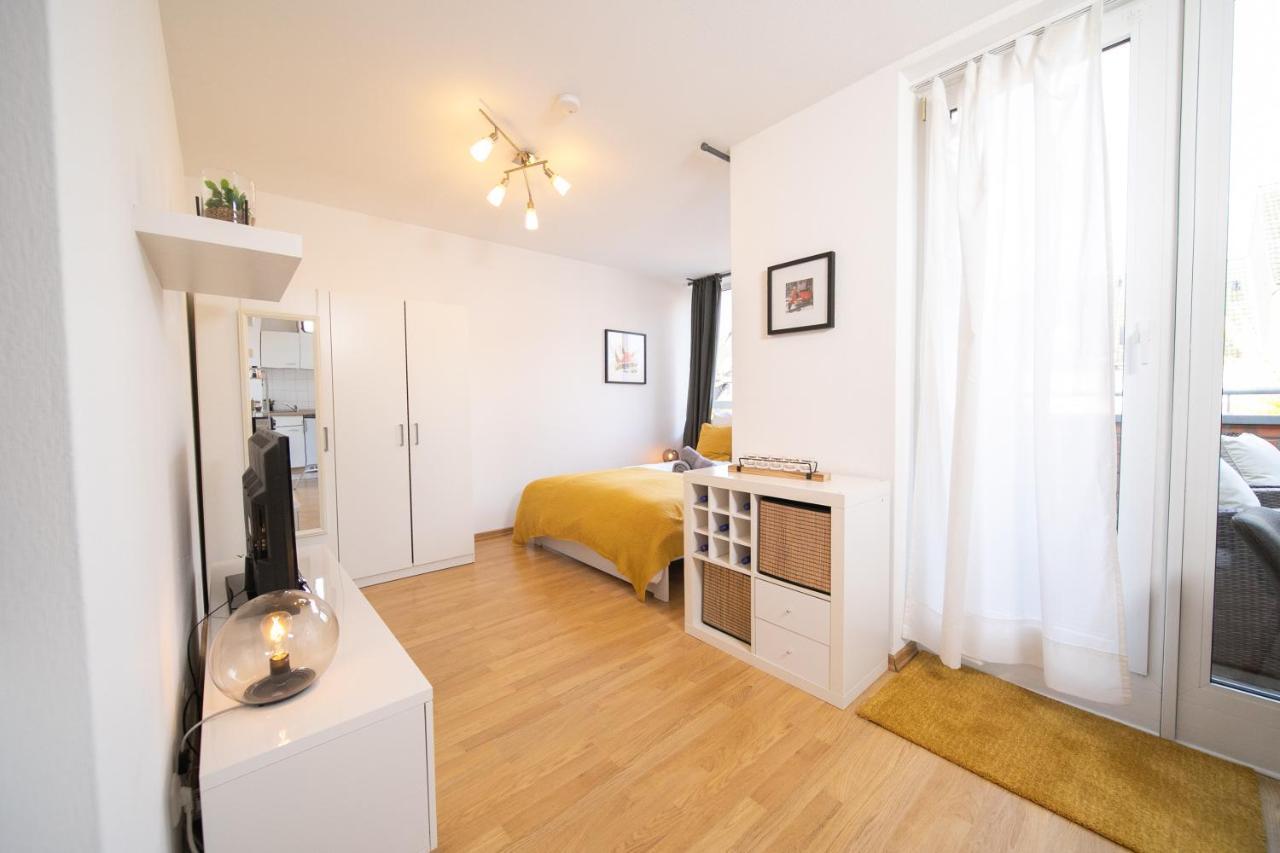 Studio Shiny - Zentral Mit Balkon - Messe - Kueche นอยส์ ภายนอก รูปภาพ